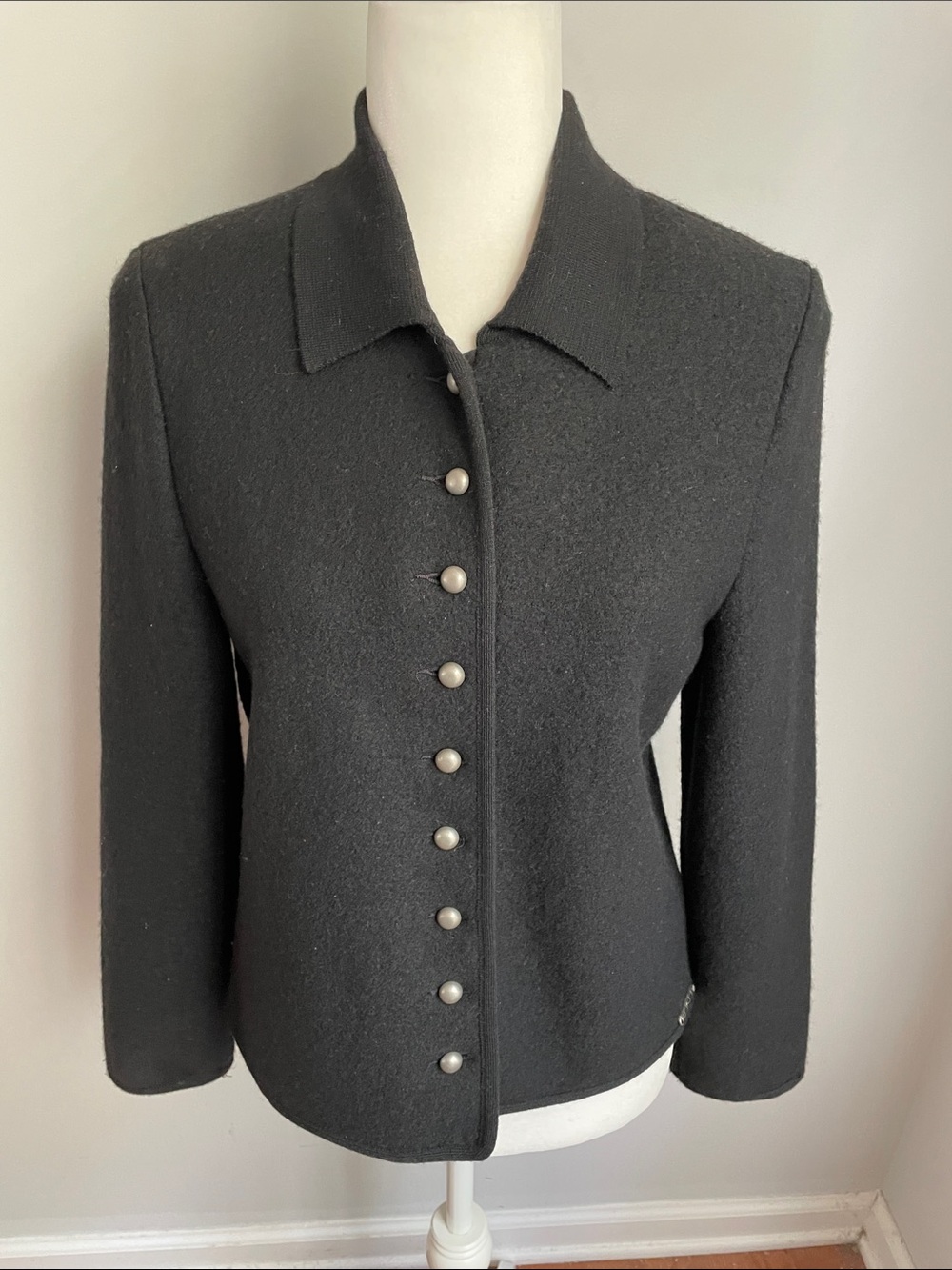 Geiger Black Wool Button Front Cardigan Size   Medium, EU 40